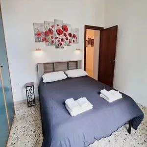 https://centro-2-camere-letto-e-terrazza.it-tuscanyhotel.com